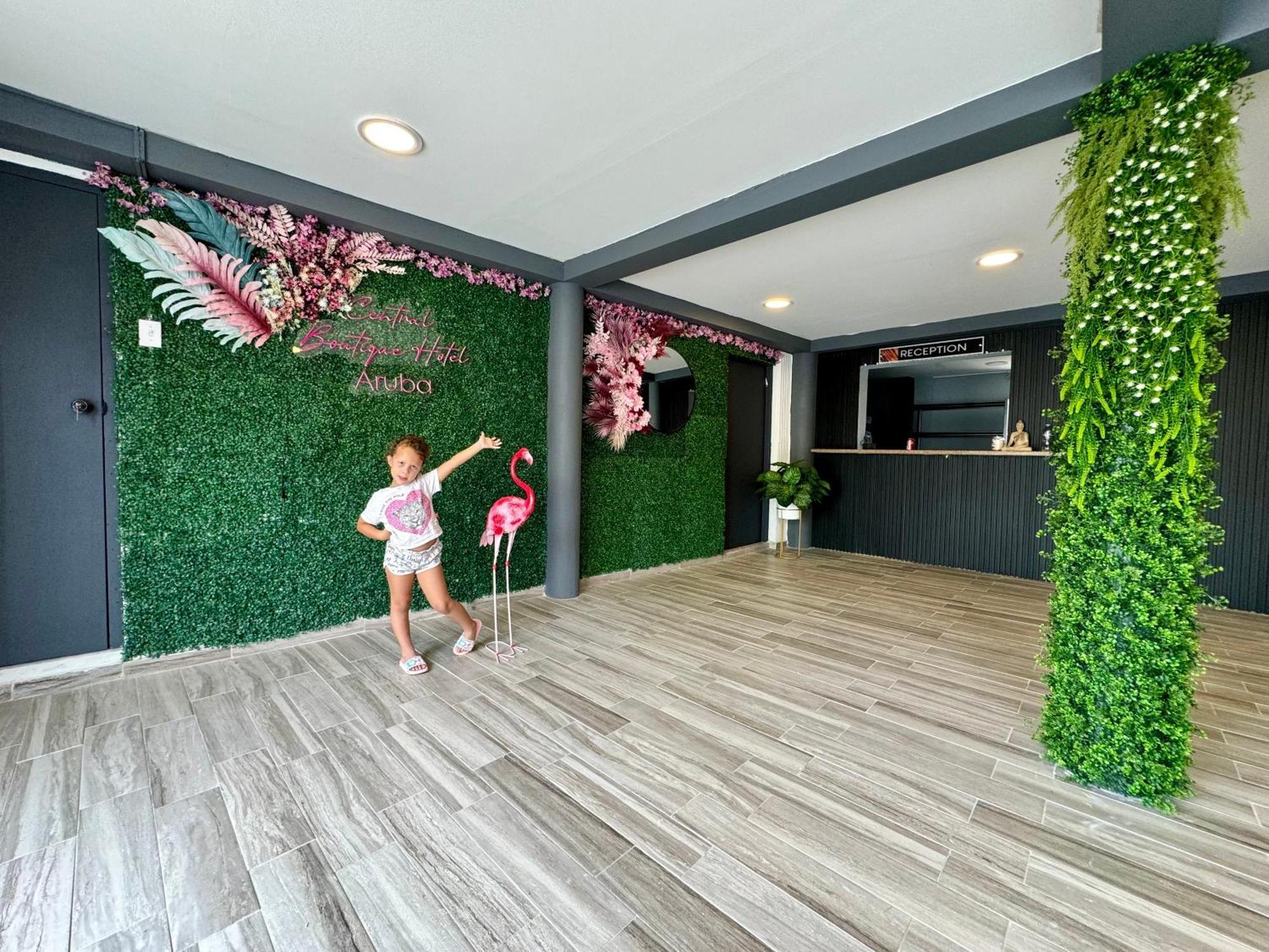 Central Boutique Hotel 오란제스타트 외부 사진